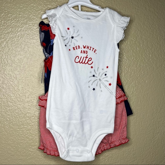 Carter's Red white & Cute Onesie Strawberry Shirt & Striped Shorts 3pc set 24M - Picture 2 of 8